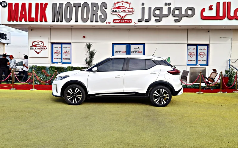 NISSAN KICKS 2022 MODEL AVAILABLE ON CASH AND ZERO DP BANK FINANCE63231159081218113