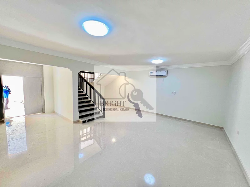 Renovated || 3 Bedroom Villa || Balcony || Al Niyadat ||62867828029698113