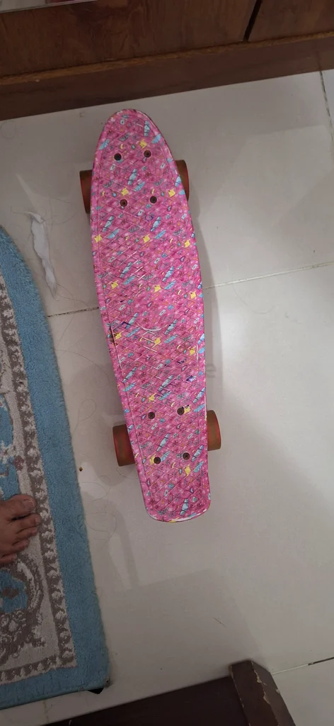 Trendy Pink Skateboard – Perfect for Every Adventure!63246751579649111