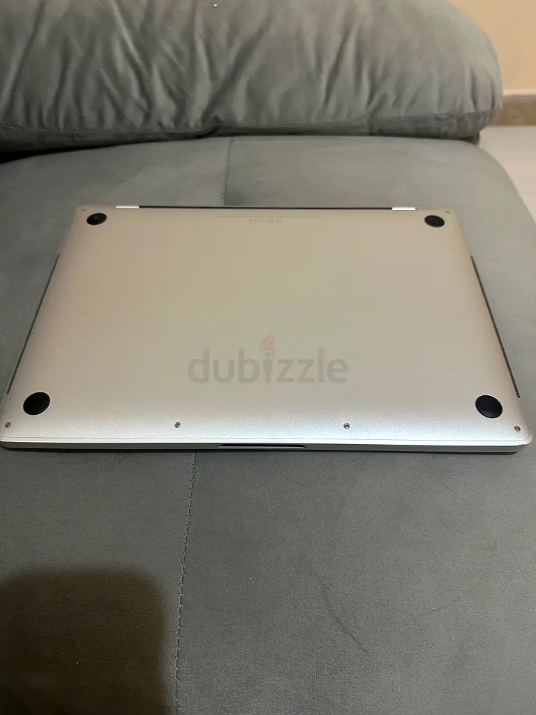 Sleek MacBook Pro - Perfect for Work and Play!63254489082753111