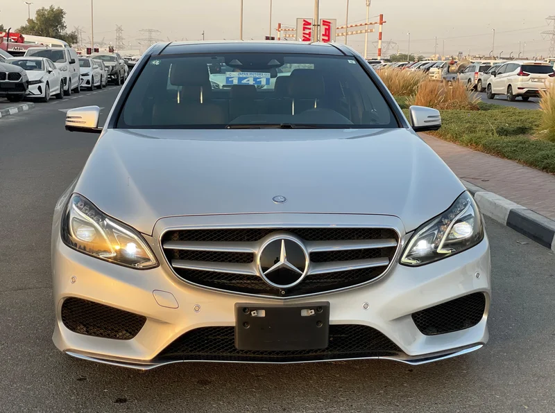 2015  -  E300 4matic  -  JAPANESE SPECS  -  PANORAMIC ROOF  -  360 CAMERA  -  EXCELLENT CONDITION62932674405507111
