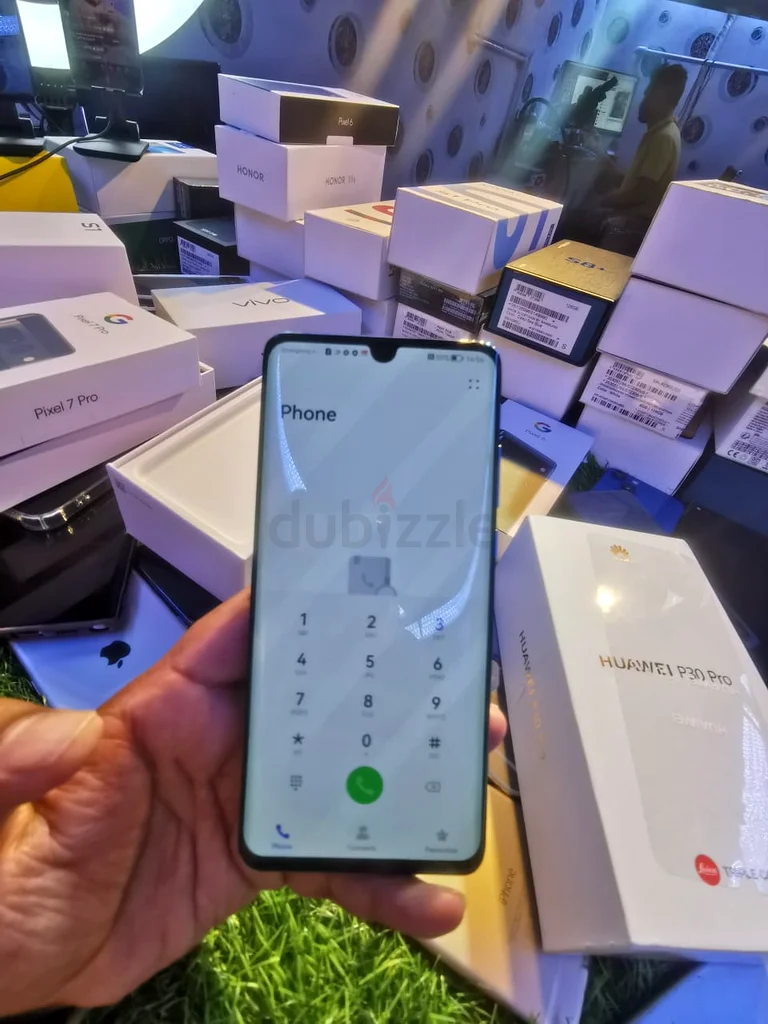 Huawei P30 Pro – Stylish, Powerful  Sealed! | 128GB | Cash on Delivery All Over UAE63183248711683113