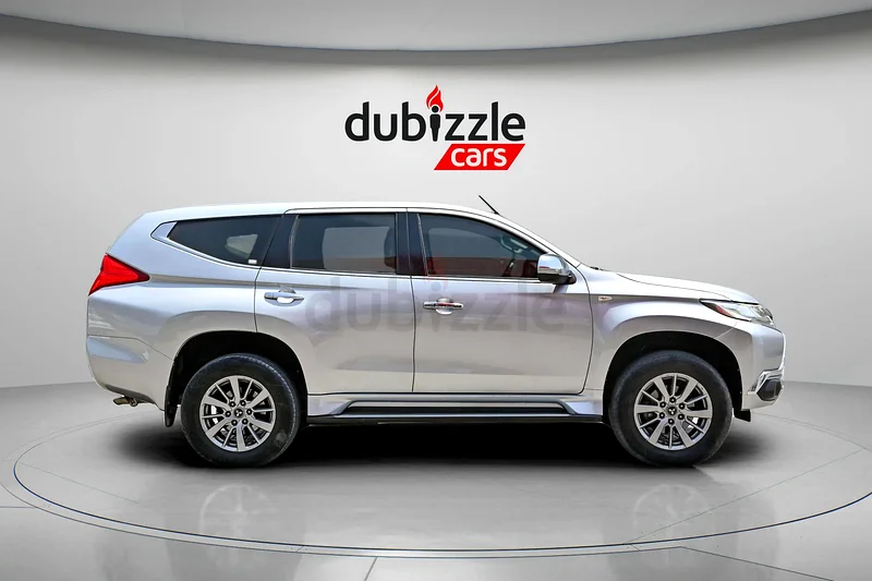AED 795/month | 2017 Mitsubishi Montero Sport  | GCC Specs | Ref#32279963225309491842113