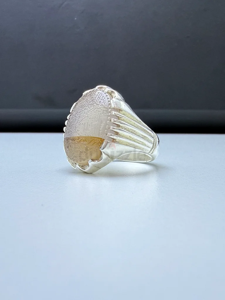 A ring with a Yemeni agate stone engraved with Surah Al-Falaq63173515636737114