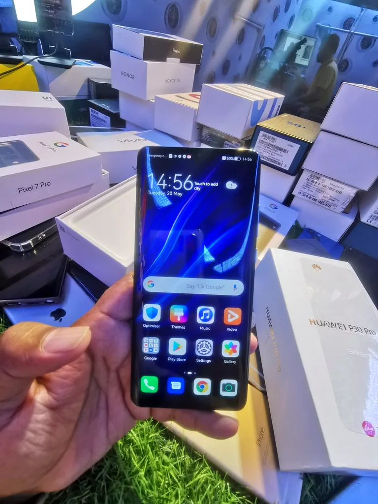 Huawei P30 Pro – Stylish, Powerful  Sealed! | 128GB | Cash on Delivery All Over UAE631832487116831117