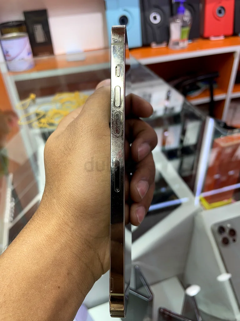 14 برو ماكس. 256 جيجابايت. فقط 2699 درهمًا إماراتيًا.63212899856002112