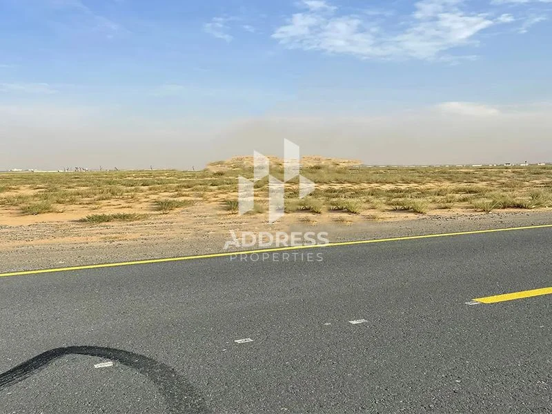 فرصة ذهبية أرض سكنية 10000 قدم مربع في منطقة الهوشي - الشارقة بسعر 1.8 مليون درهم إماراتي62863770121091113