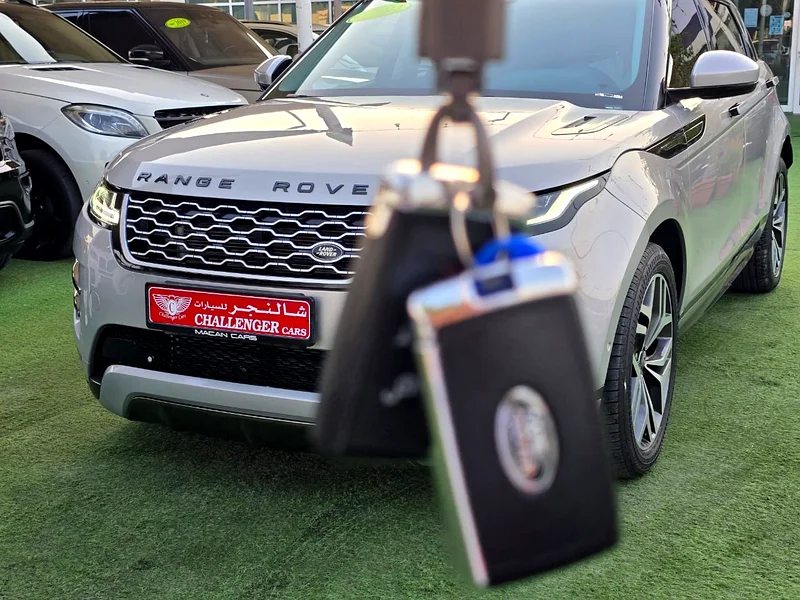 Range Rover Evouge 2023 2.0l 2 keys 1800 Monthly63162930690818114