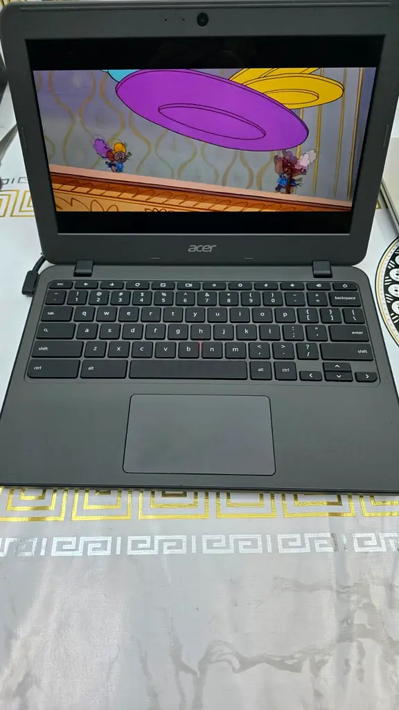 Acer Chromebook - Compact and Reliable!