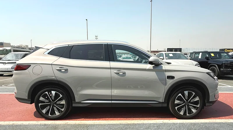 BYD Song Plus with Auto pilot and Auto Park63177938205186113