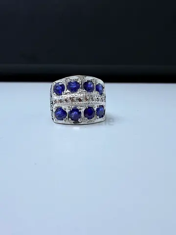 حجر زفير ازرق افريقي طبيعي - Natural African Blue Sapphire Stone