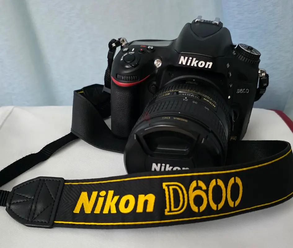Nikon D600 Camera