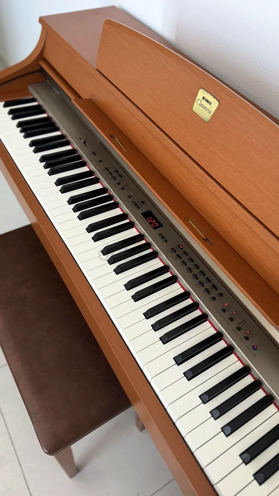 Digital piano Yamaha Clavinova CLP-34063227279582594111