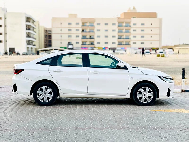 تويوتا ياريس 2023 مواصفات دول مجلس التعاون الخليجي63165694285571113