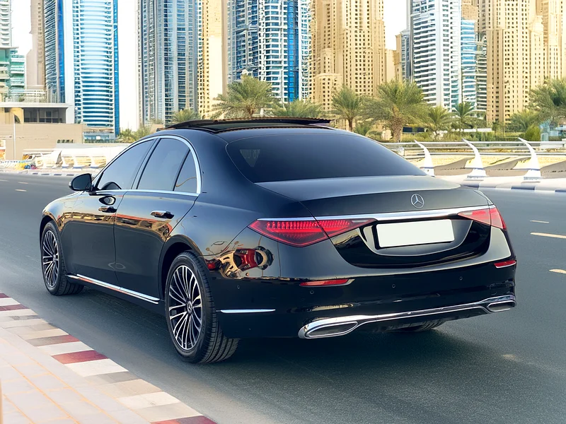 AED 5,000 per month / 2022 Model / 3.0L Diesel engine / Fully loaded63143956568195112