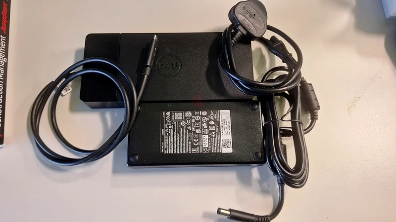 Dell USB-C Docking Station - Perfect for Your Workspace!63256064411522114