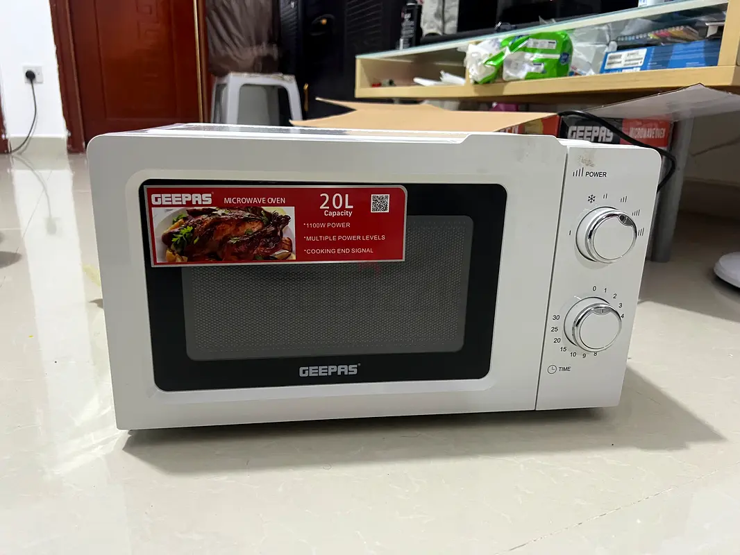Compact Microwave Oven - Perfect for Every Kitchen!63248248602626111