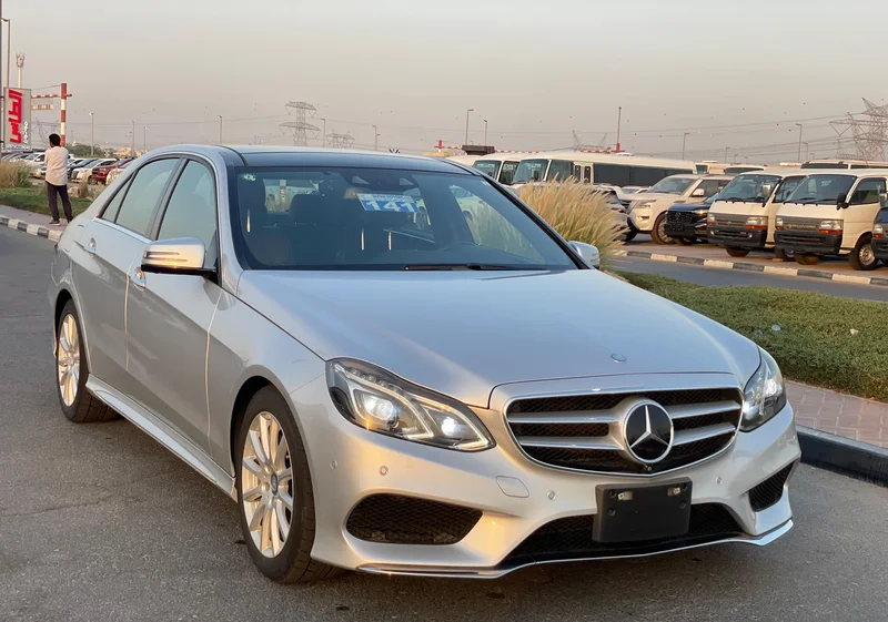 2015  -  E300 4matic  -  JAPANESE SPECS  -  PANORAMIC ROOF  -  360 CAMERA  -  EXCELLENT CONDITION62932674405507112
