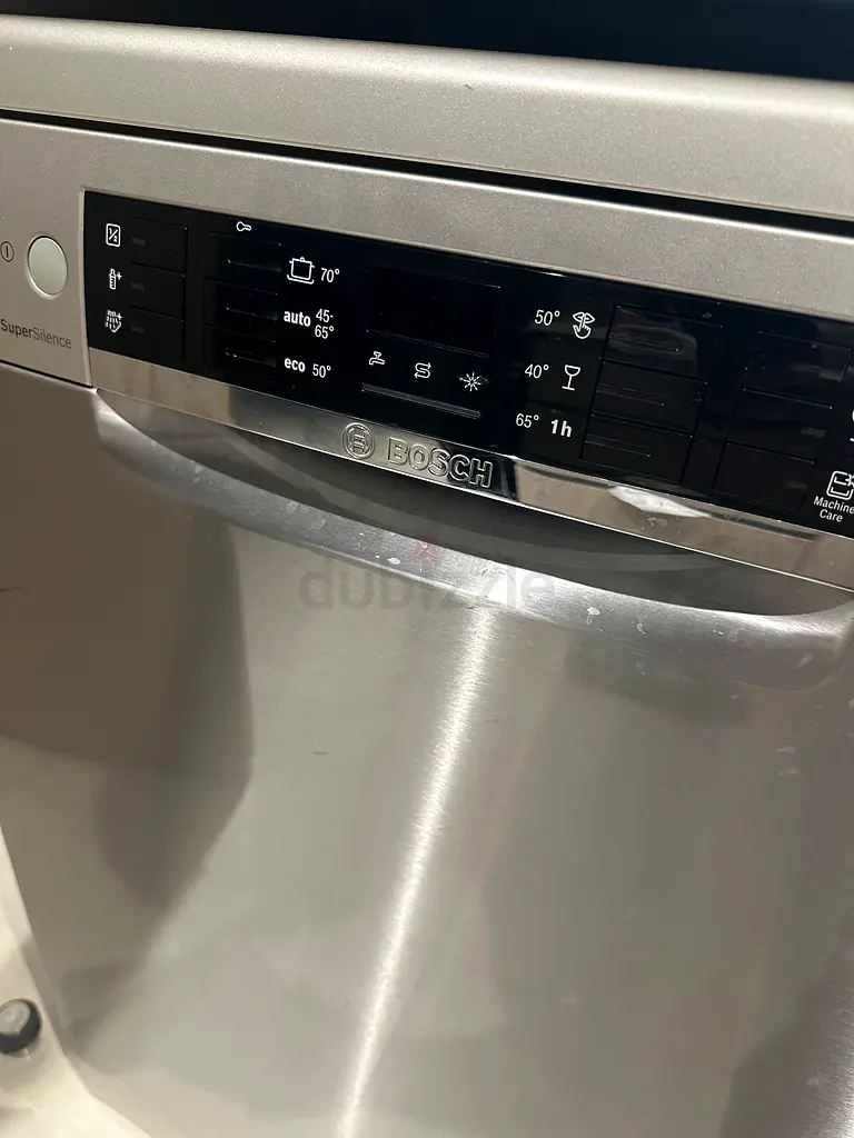 Bosch Premium Dishwasher - Efficient and Reliable Cleaning Solution!