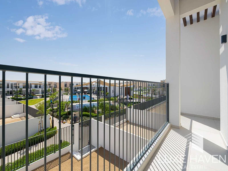 Middle Unit | Next to Clubhouse | 3 bed62863766496003111