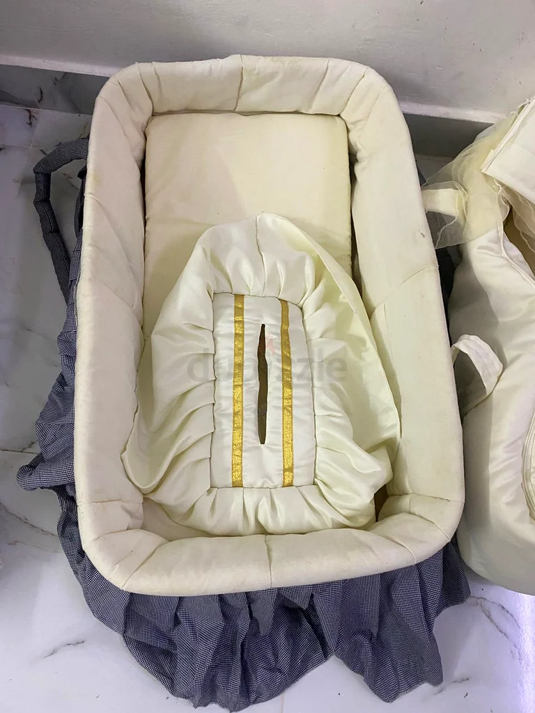 طقم فاخر للأطفال من 3 قطع - سرير موسى، سرير متنقل، حقيبة نوم - الطراز الذهبي63175737198083113