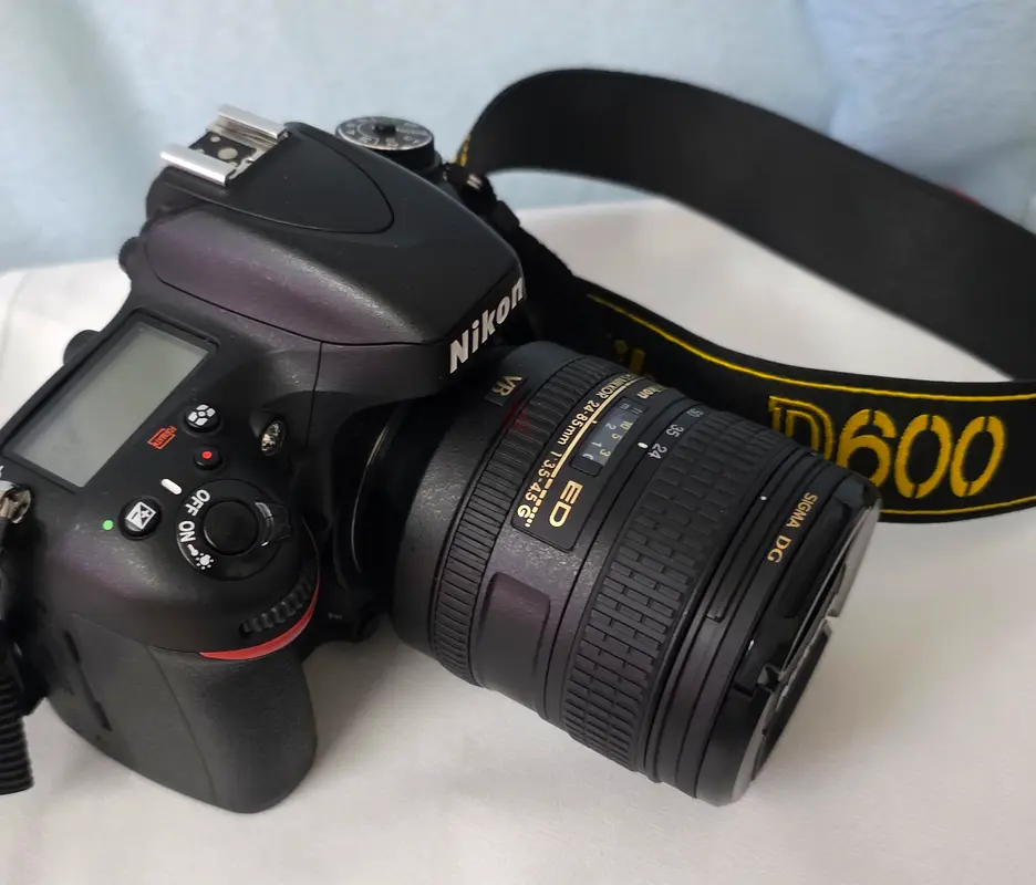 Nikon D600 Camera63233637281922111