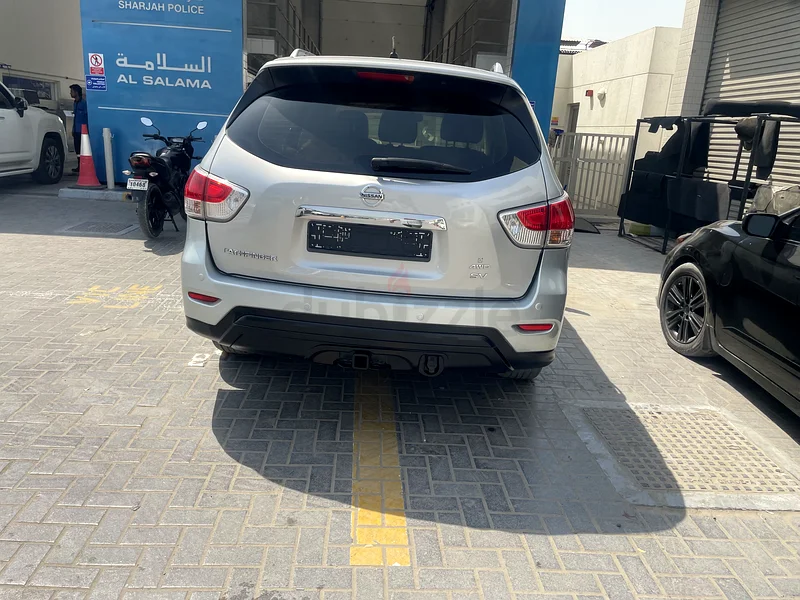 Nissan Pathfinder SV 4WD GCC63148166414467114