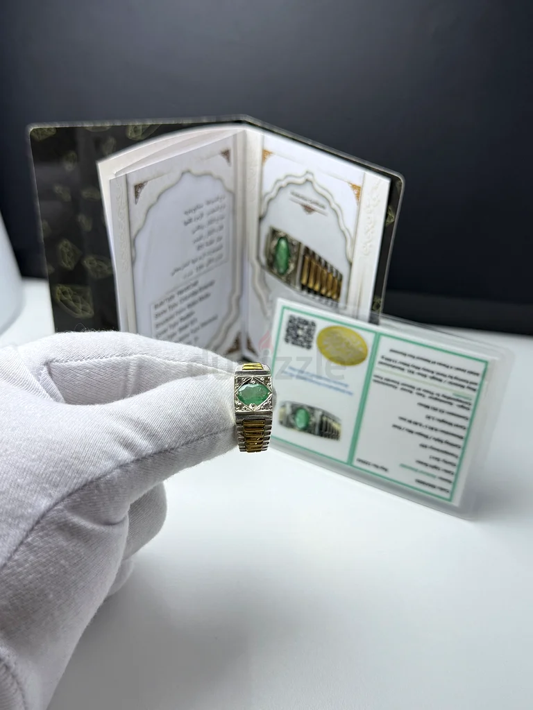 حجر زمرد كولمبي طبيعي - Natural Colombian Emerald Stone63230183701123113