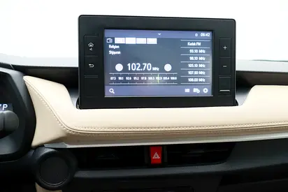 Toyota Yaris E, миниатюра 7
