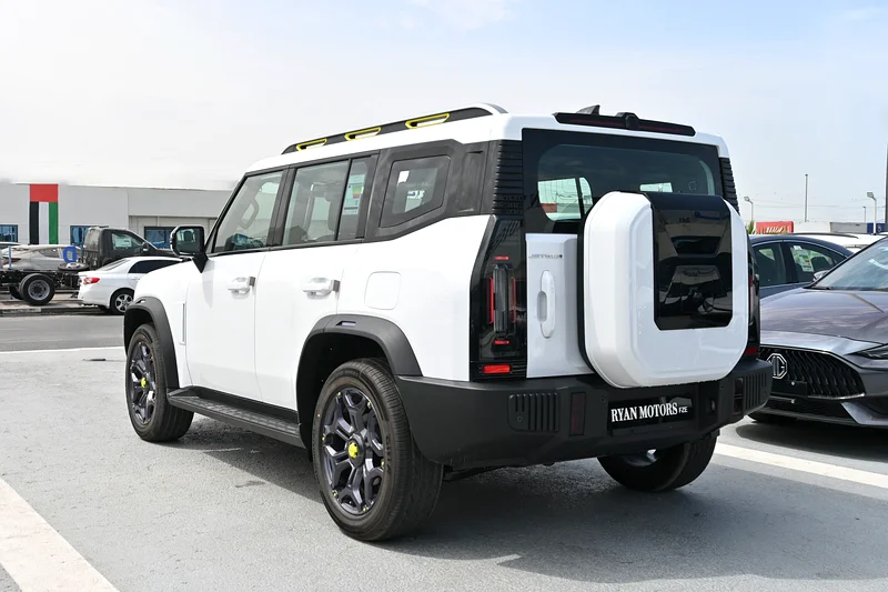 Luxury Jetour T2 2.0L Turbo 4WD, GCC Spec, Petrol Model 2025 Color White63176618353025113