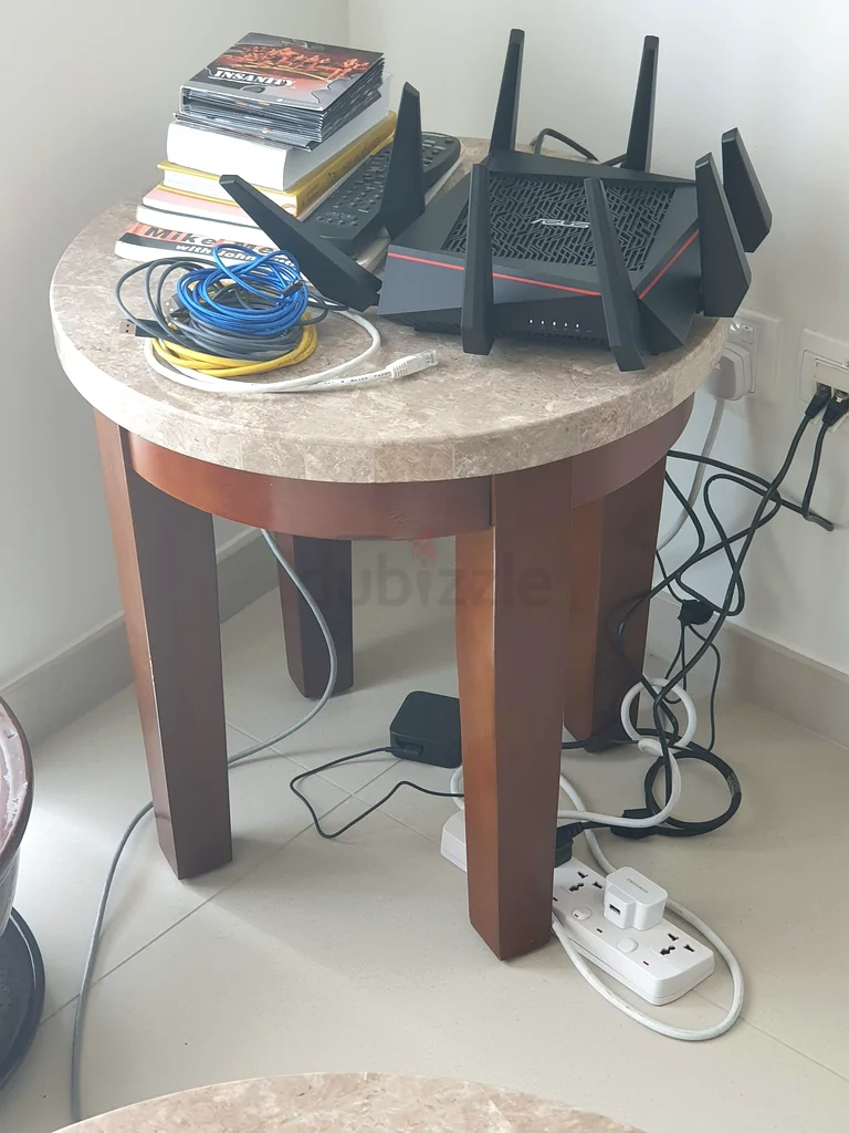 طاولة من الجرانيت632183156869141125