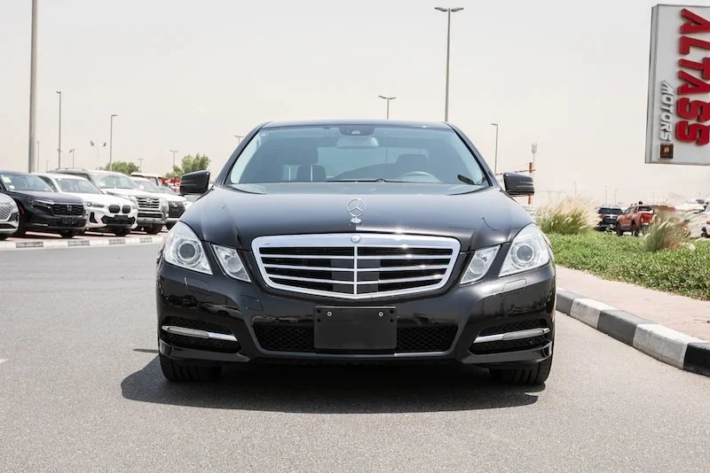 2012- E350 AMG- FULL OPTIONS -LOW MILEAGE-BLACK INSIDE - IMMACULATE CONDITION - ONLY 115,000 KM62932675104259114