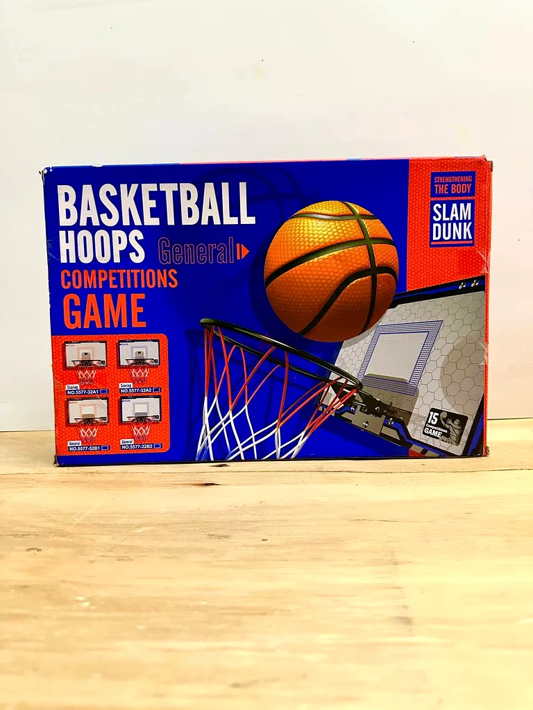 Exciting Basketball Hoop Game for Kids! Brad new in the box63226788266498113