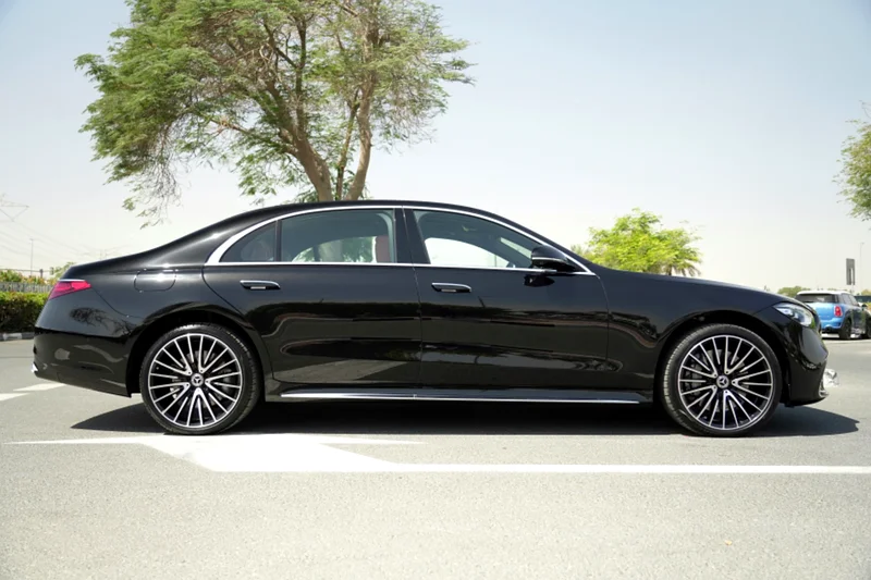 || مرسيدس بنز S500 4MATIC || 2025 || 0 كم || ضمان الموزع في دول مجلس التعاون الخليجي وعقد صيانة63150481594627113