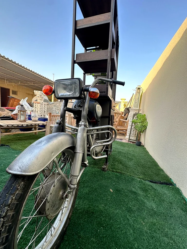 Outdoor industrial bar63189119062657114
