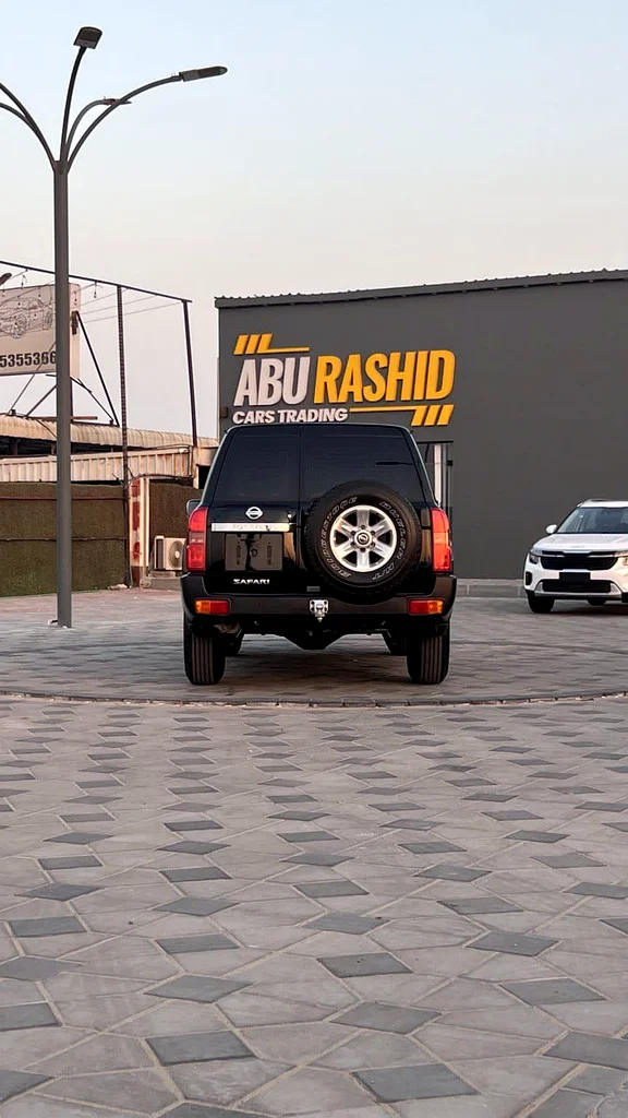 Nissan Patrol Safari 202163157884563971114