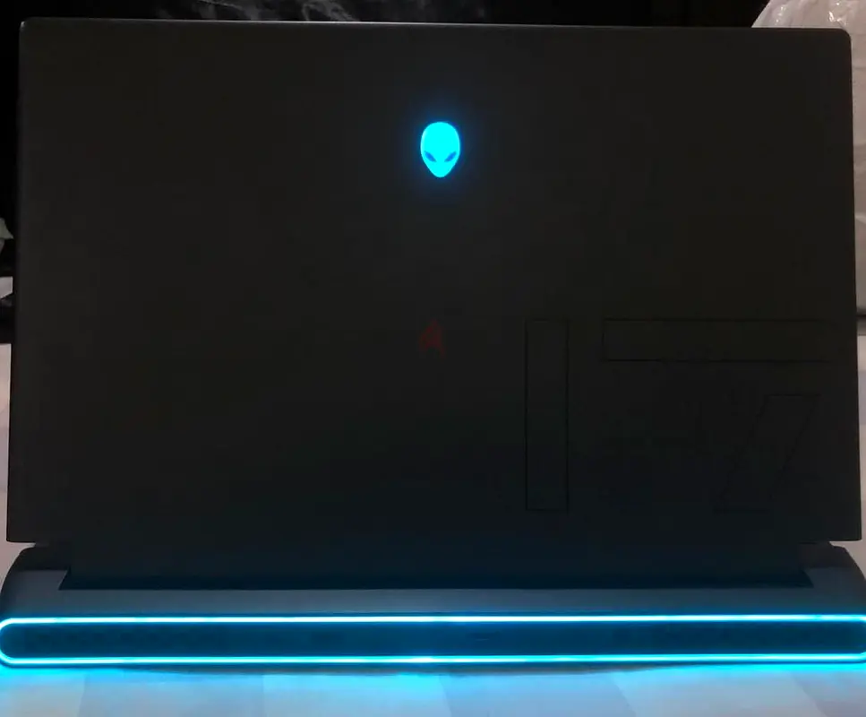 Dell Alienware Laptop - Best For Gaming  Editing
