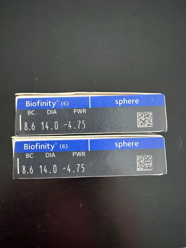 Biofinity contact lenses -4.7563240132416513110