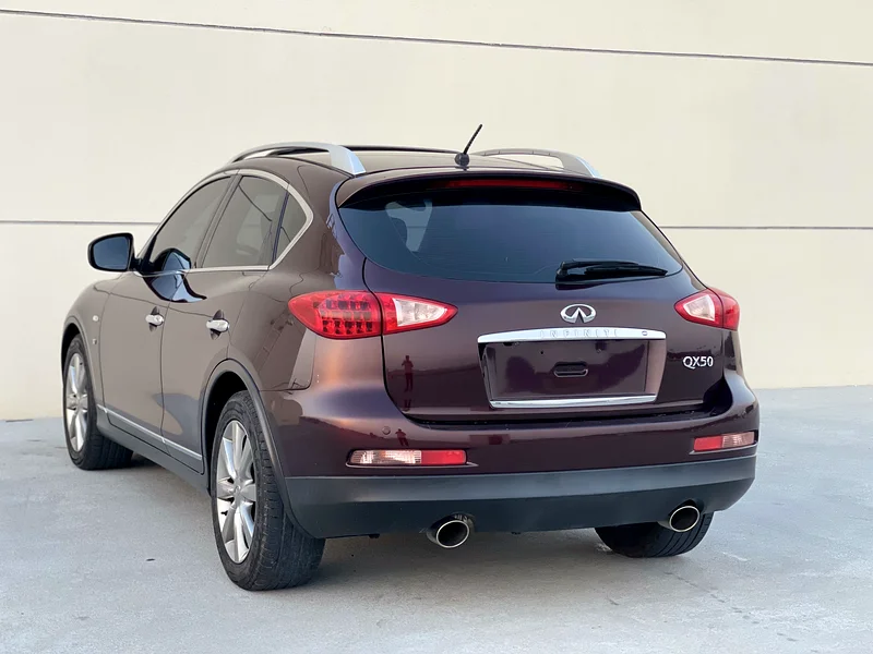 إنفينيتي QX5063173843590658114