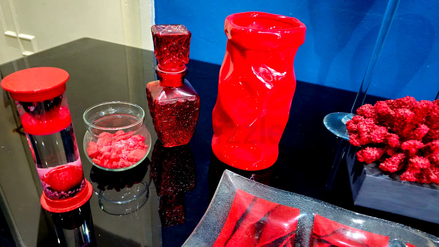 Red theme decor63216354701569114