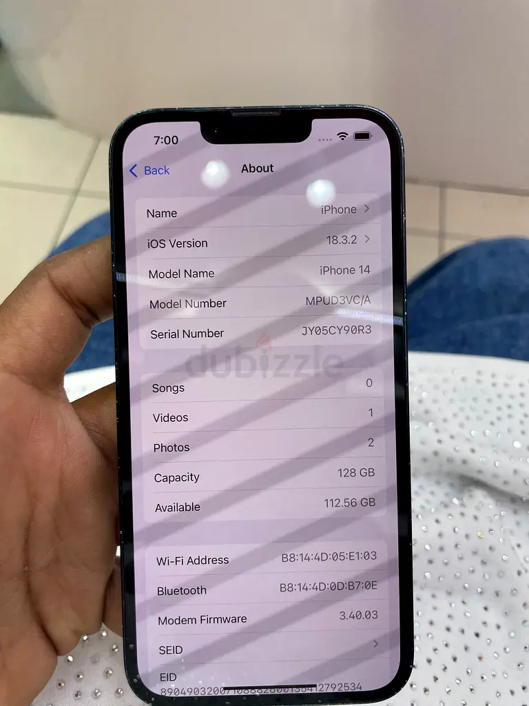 14 ..128GB.1400AED.63212404583171112
