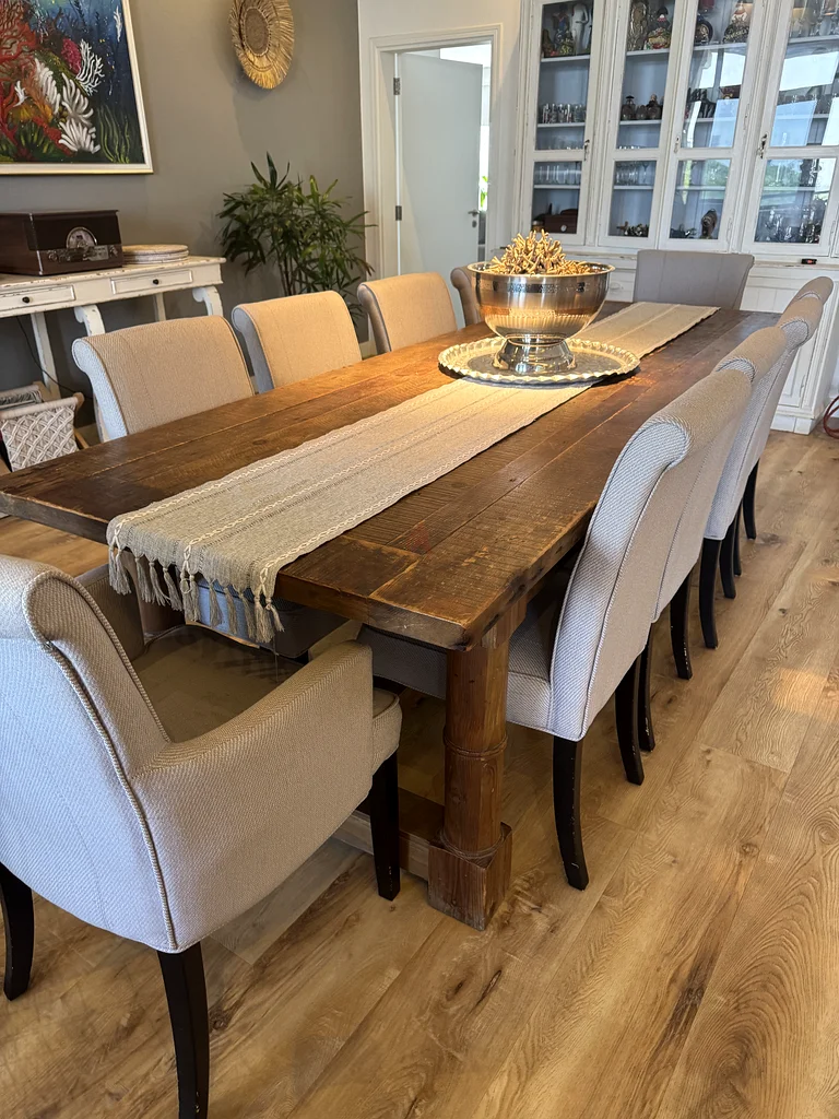 THE ONE Elegant chairs Set (10 pieces) - Perfect for Your Home!62863818129410112