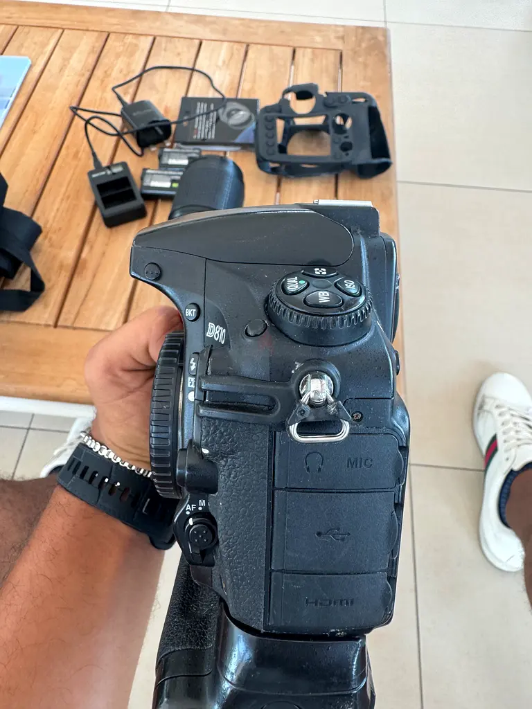 Nikon camera D 81063233636865027115
