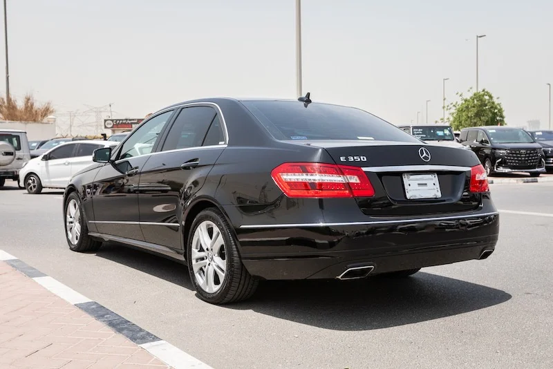 2012- E350 AMG- FULL OPTIONS -LOW MILEAGE-BLACK INSIDE - IMMACULATE CONDITION - ONLY 115,000 KM62932675104259113