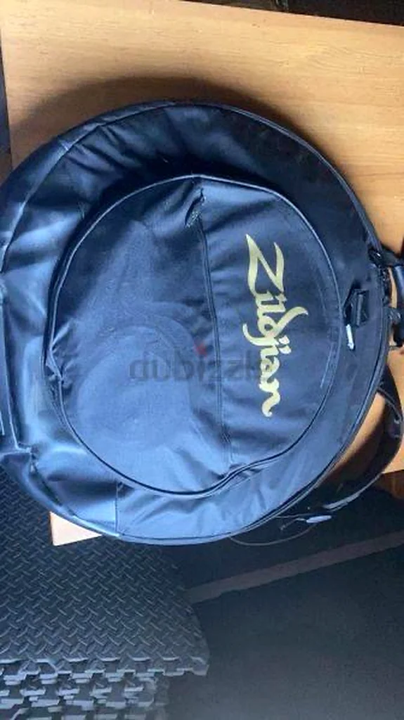 بيتل إكسبرت طقم طبول من 6 قطع 5000 درهم إماراتي63202193423619111