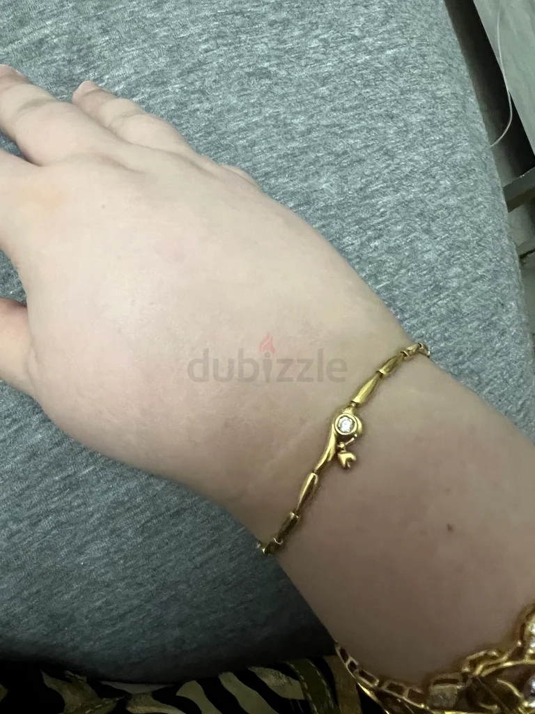 سوار ذهب عيار 18 قيراطًا مع الماس، 7 غرامات63242692576003110
