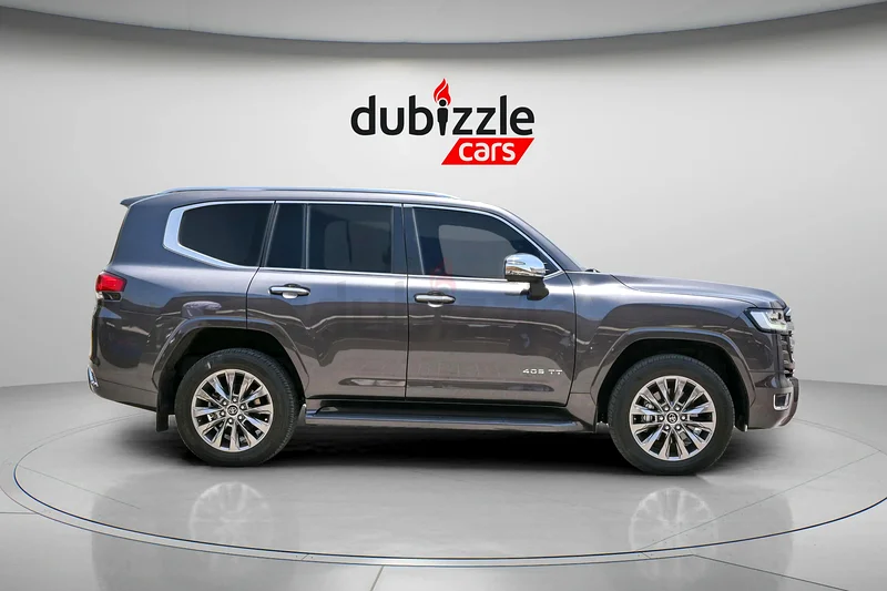 AED 4710/month | 2023 Toyota Land Cruiser VXR | GCC Specs | Ref#32267563157882414081113