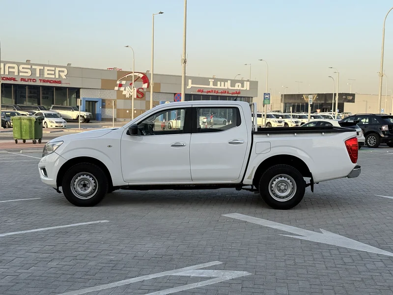 2020 Nissan Navara 4x2 in perfect condition63167559531778113