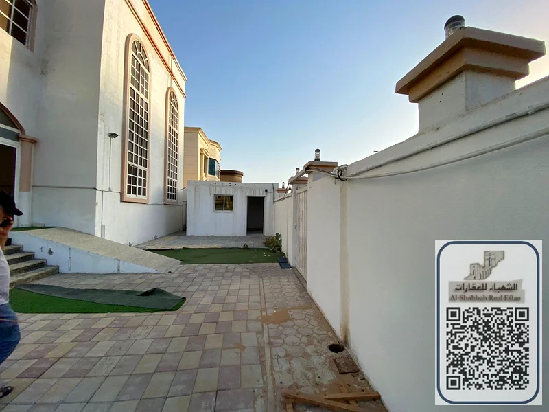 فيلا واسعة للإيجار السنوي في الحميدية - عجمان | 8 غرف نوم رئيسية على مساحة 5000 قدم مربع 🏠62865798831875113