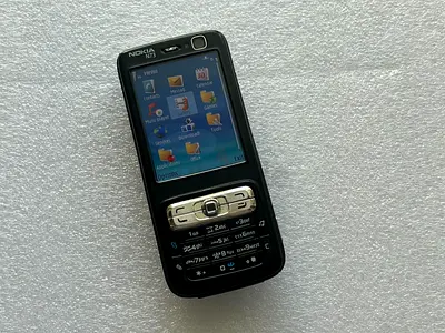 Nokia N73
